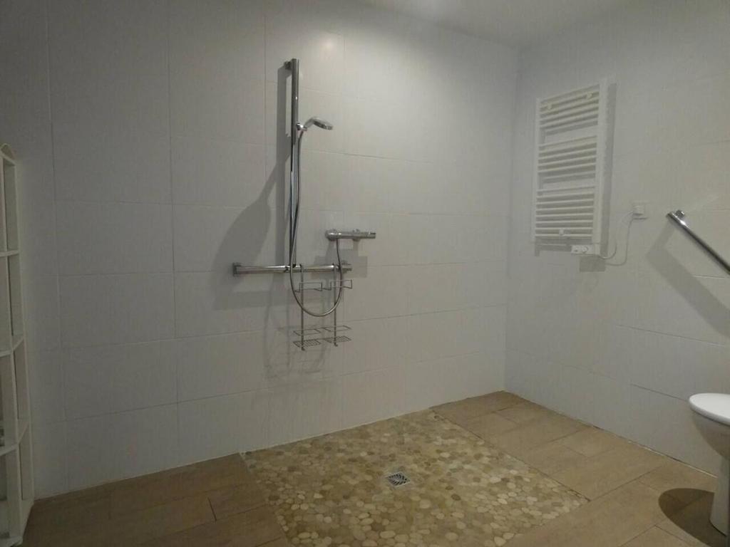 Villa Pierre Blanche Le Calme A 5Mn Du Centre Ville Νιμ Εξωτερικό φωτογραφία