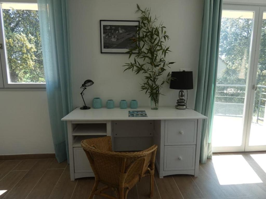 Villa Pierre Blanche Le Calme A 5Mn Du Centre Ville Νιμ Εξωτερικό φωτογραφία